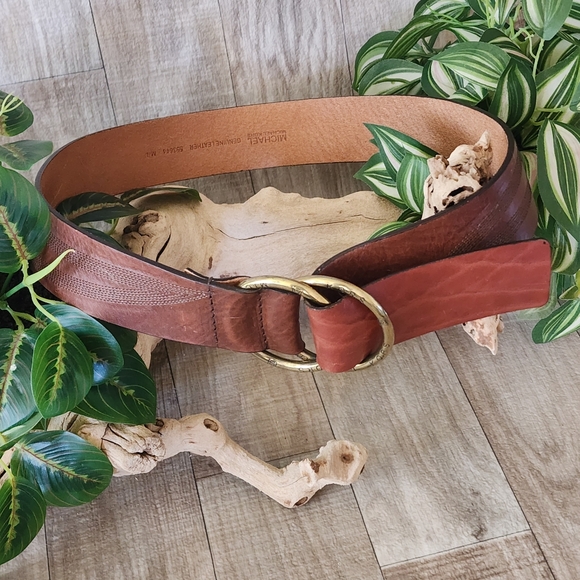 Michael Michael Kors Double Brass Ring Brown Leather Belt w/Decorative Stitching - Picture 4 of 15